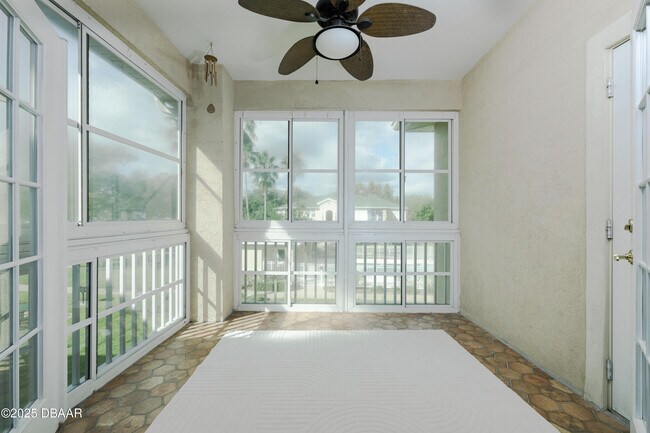 Building Photo - 830 Airport Rd