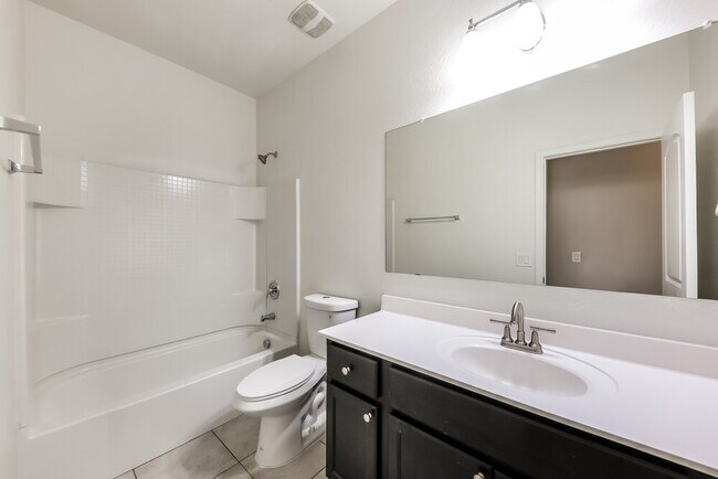 Building Photo - 6981 S Blue Hills Dr