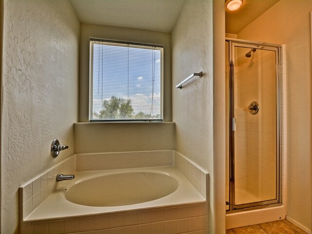 Building Photo - 15409 W Mercer Lane