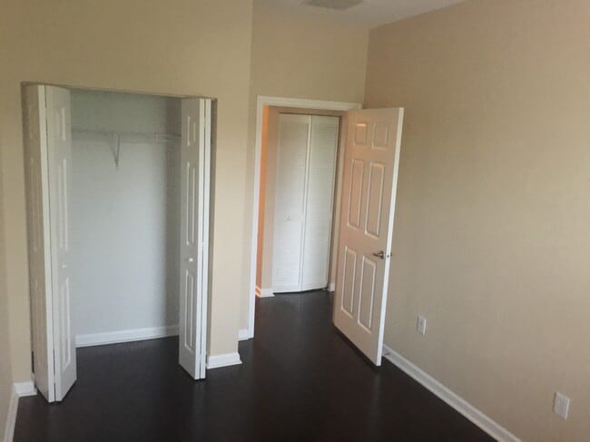 Building Photo - 3102 NW 24th Way