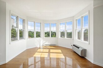 Building Photo - 30 Freedom Way