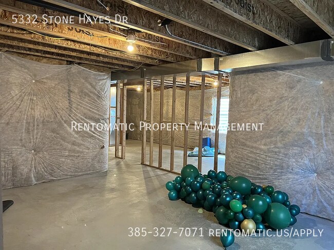 Building Photo - 5332 Stone Hayes Dr
