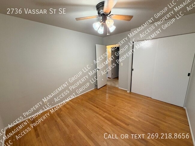 Building Photo - 2736 Vassar Dr SE
