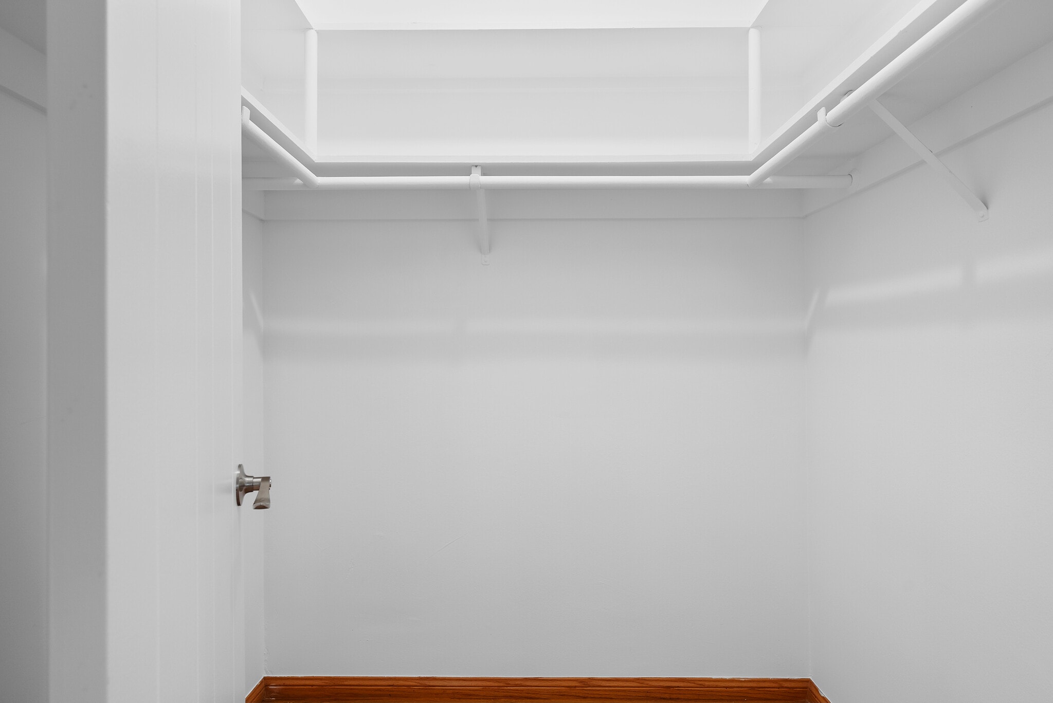 Building Photo - 824 S Shenandoah St