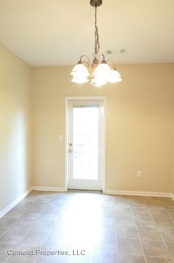 Building Photo - 115 Pine Meadow Cir