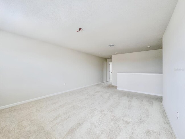 Building Photo - 2048 Airedale Wy