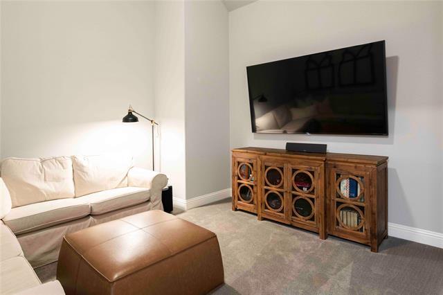 Building Photo - 991 Gentle Knoll Ln