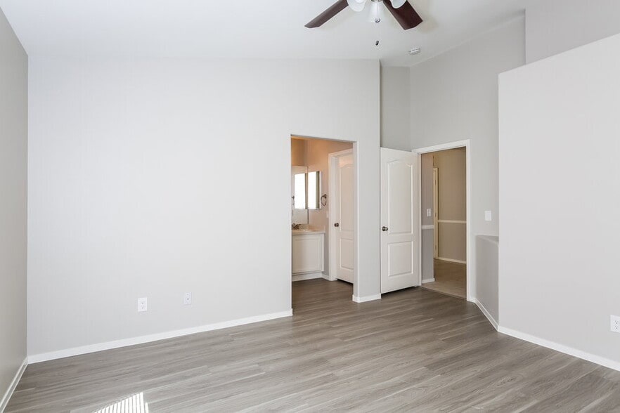 Building Photo - 4911 Dunvegan Ct