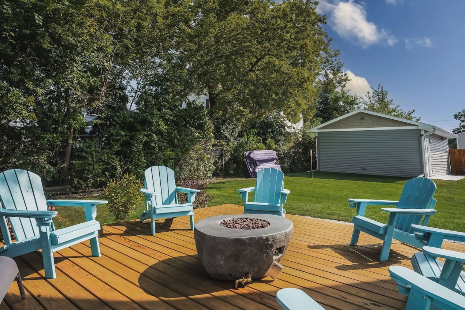 Building Photo - 8 N York St