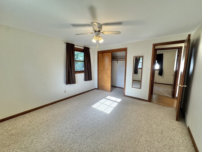 Building Photo - 1798 Chateau Dr