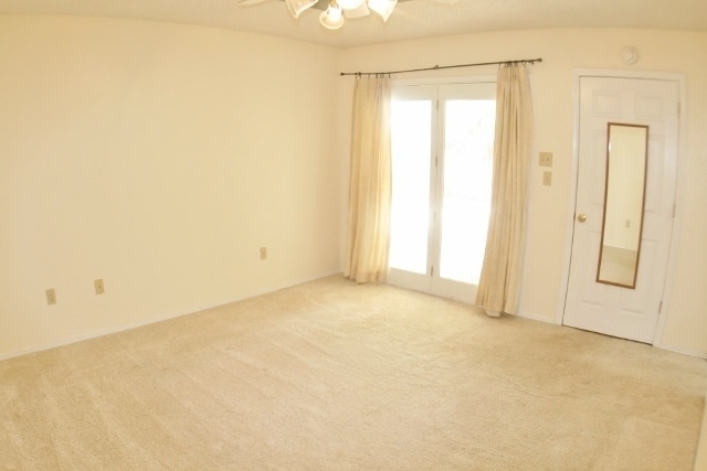 Building Photo - Brick 3 Bedroom Home! Stunning Backyard! M...