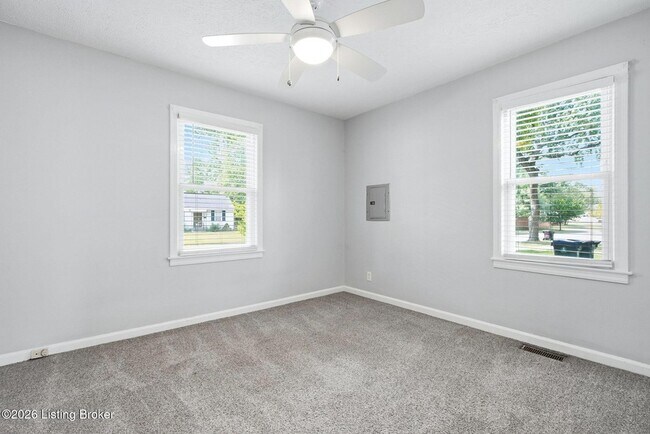 Building Photo - 1047 Seelbach Ave