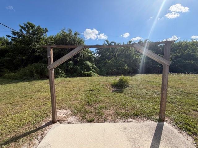 Building Photo - 11089 Pendleton Ave