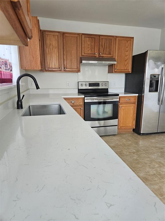 Building Photo - 13400 Coomes Dr