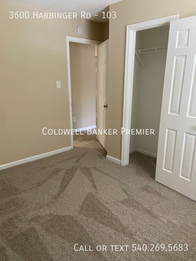 Building Photo - 3600 Harbinger Rd