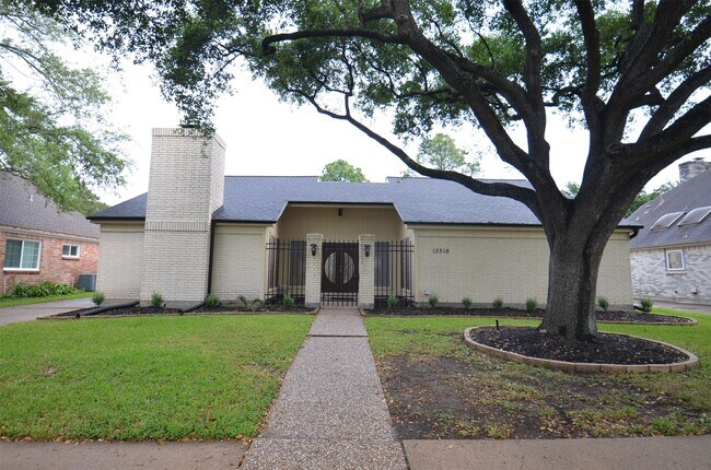 Building Photo - 12310 Burgoyne Dr
