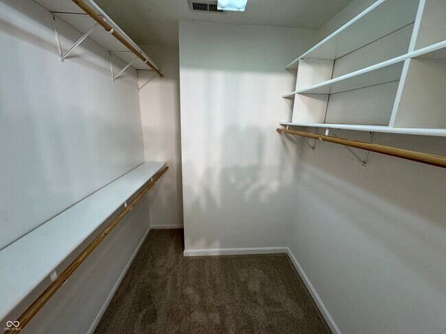 Building Photo - 5632 Rains Ln