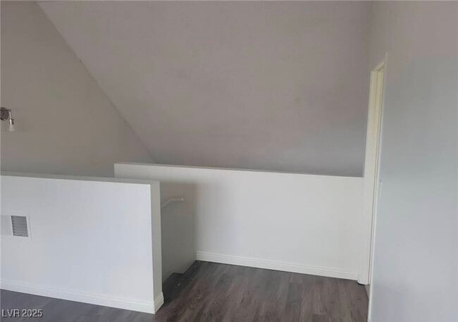 Building Photo - 5235 Gray Ln