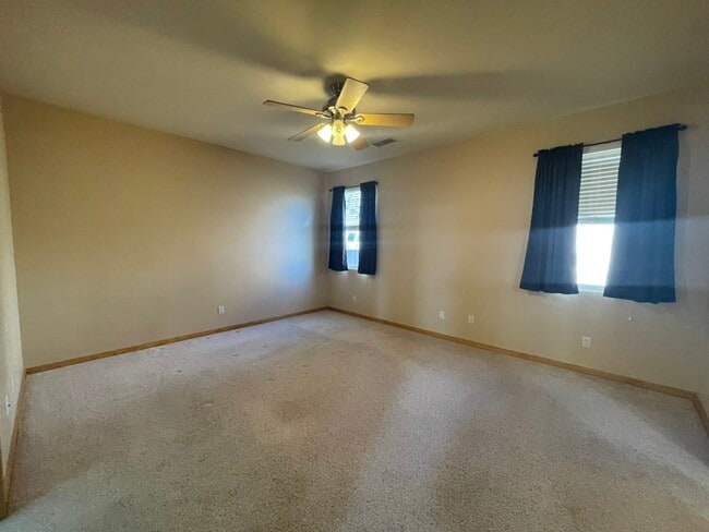 Building Photo - 6809 Chapingo Rd NE
