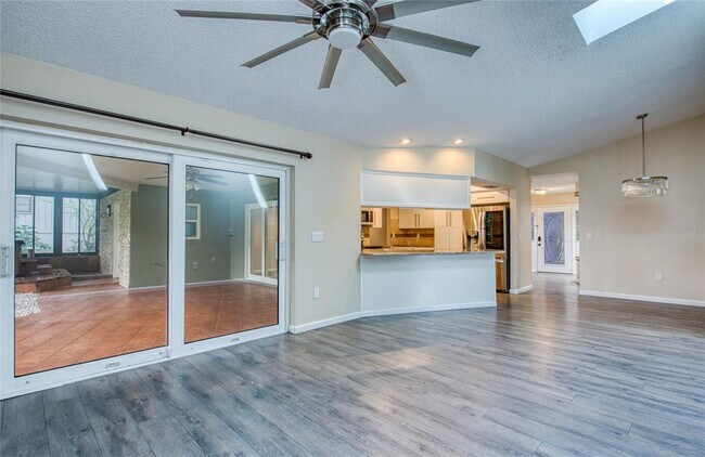 Building Photo - 2143 Salisbury Ct