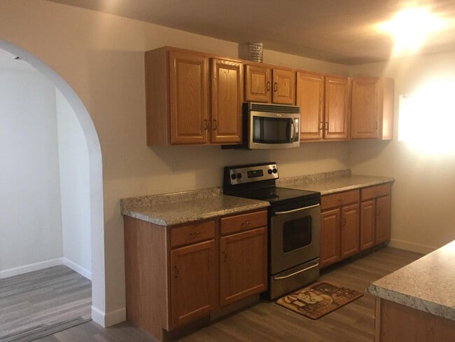 Building Photo - 24430 S Cooper Rd