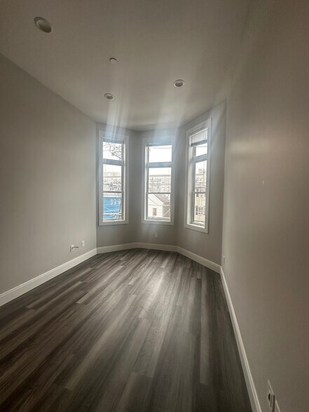 Building Photo - 191 Washington Ave