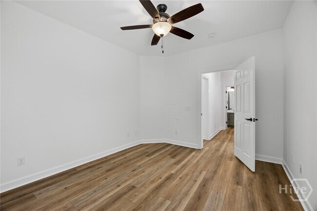 Building Photo - 32 Weatherby Cir