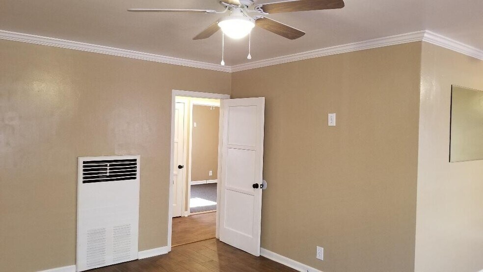 Building Photo - 2018 W 35th St