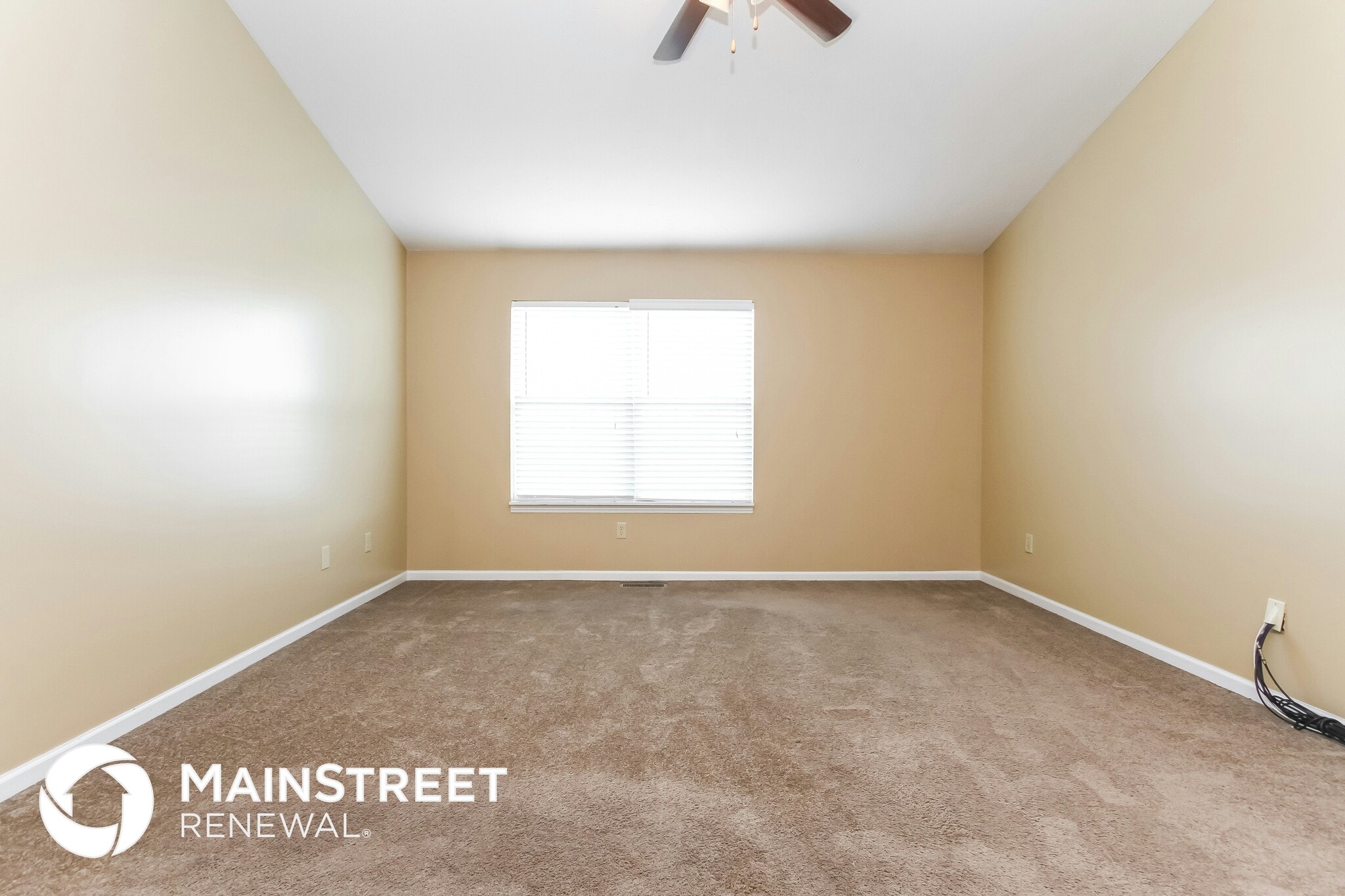 Building Photo - 11031 Fall Dr