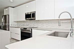 Building Photo - 1328 NW 93rd Terrace