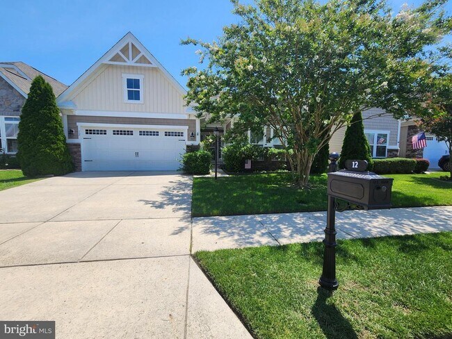 Building Photo - 12 Whistling Duck Dr