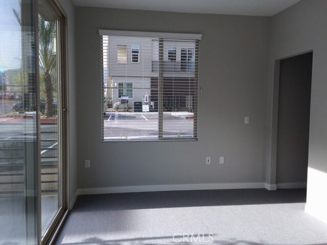 Building Photo - 674 Chandler Walk
