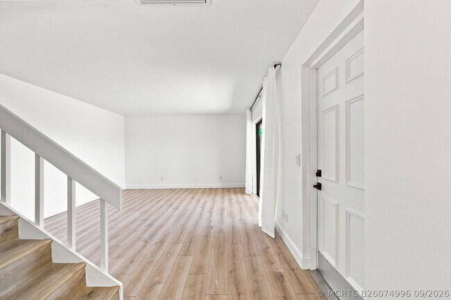 Building Photo - 1302 Nebraska Ave
