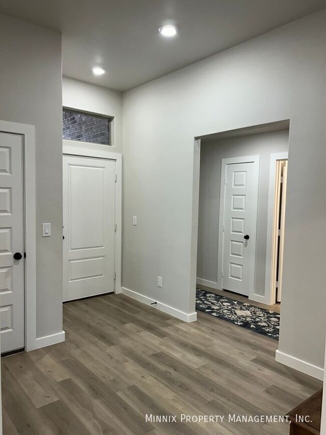 Building Photo - 2923 137th St