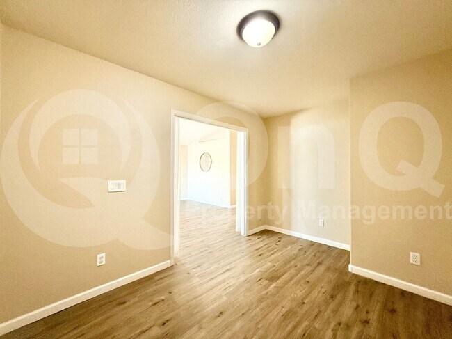 Building Photo - 1793 E Pinto Dr