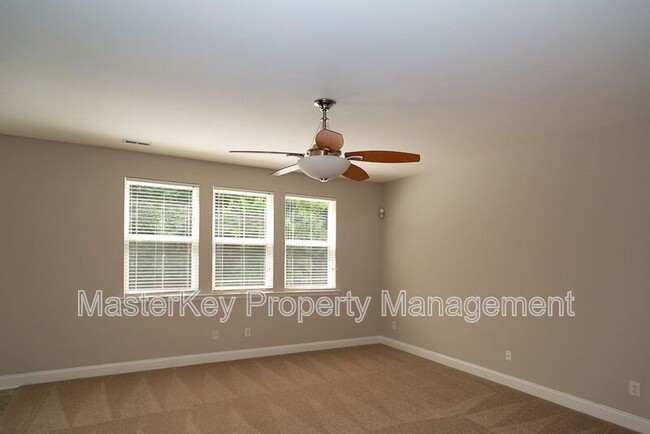 Building Photo - 7144 Great Laurel Dr
