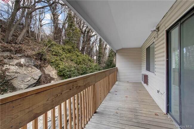 Building Photo - 23 Hillside Terrace