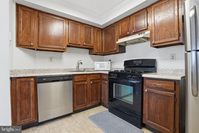 Building Photo - 119 Acadia Ct