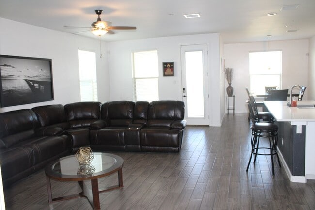 Building Photo - 163 Via Rojas Dr