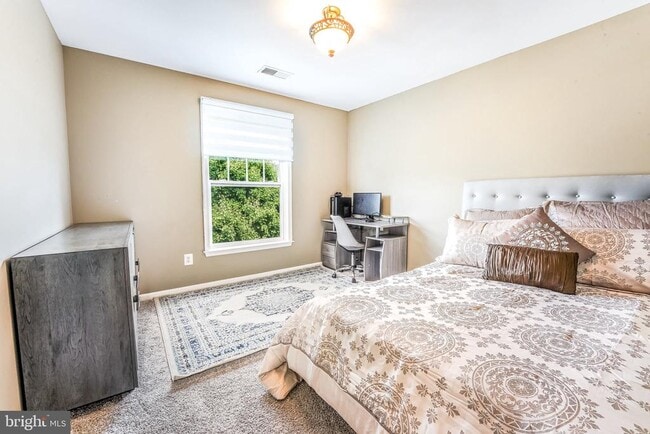 Building Photo - 24990 Mineral Springs Cir