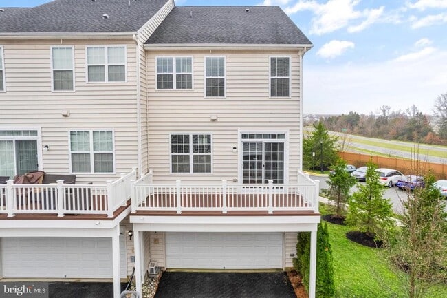 Building Photo - 42988 Atoka Manor Terrace