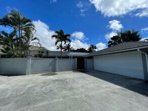 Building Photo - 3 Bedroom, 2 Bathroom, with 2 Car Garage