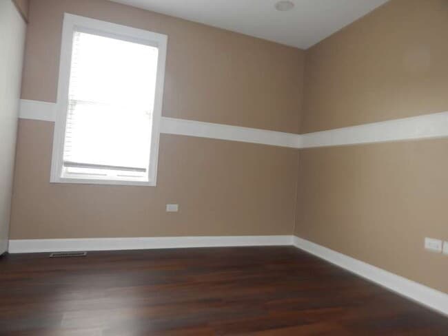 Building Photo - 1216 Calico Ave