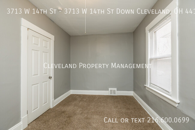 Building Photo - Wonderful Cleveland Duplex