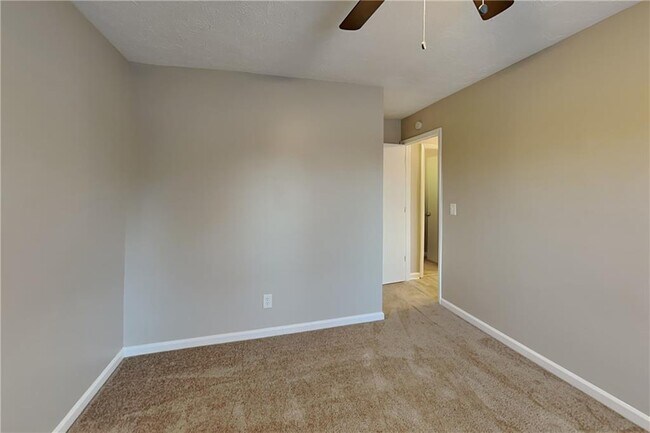 Building Photo - 1510 River Rock Trce