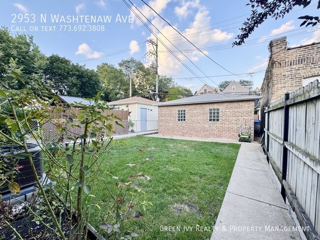 Building Photo - 2953 N Washtenaw Ave