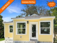 Building Photo - Newly Renovated| Modern Finishes | Prime Location