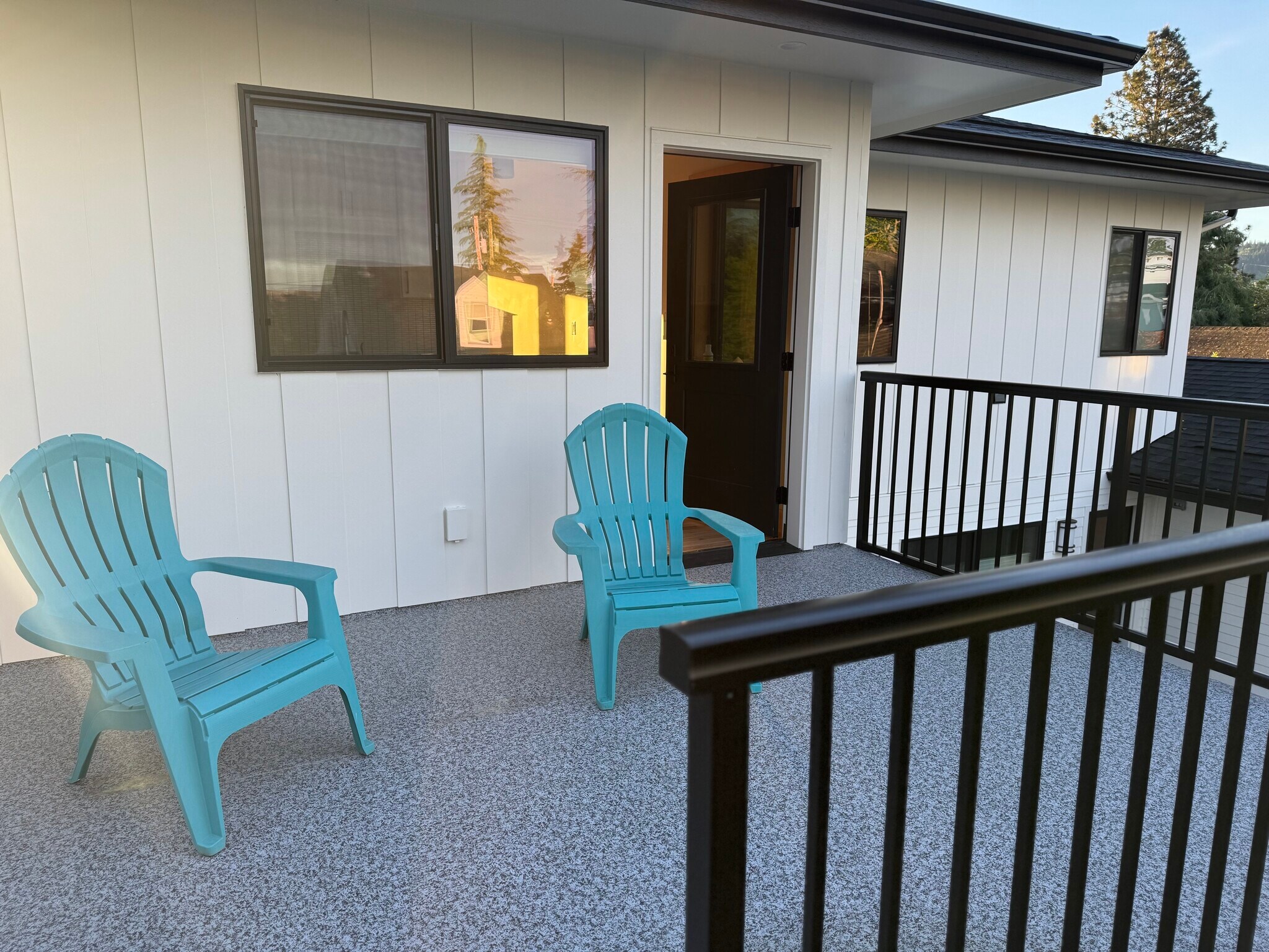 Private deck - 2321 West St