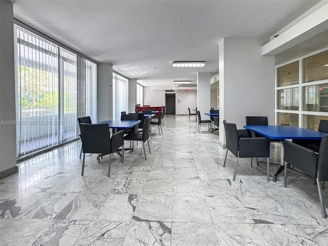 Building Photo - 9341 Collins Ave
