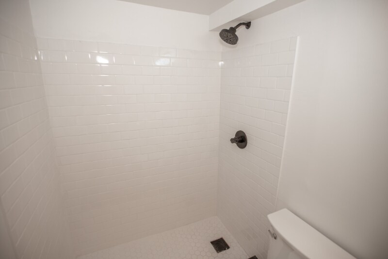 Building Photo - 1388 W 83rd St